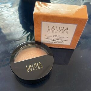 Laura Geller Baked Balance-n-Brighten Color Correcting Foundation Golden Medium